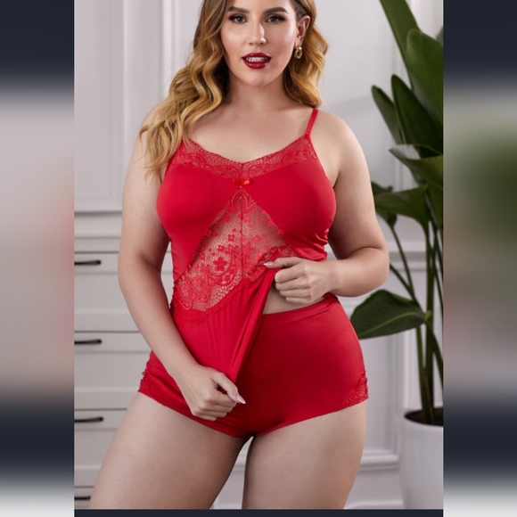 New Red Lace Plus Size Pajamas Set - Picture 4 of 6